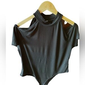 Size xl black cold‎ shoulder bodysuit.mock neck, ribbed NWOT